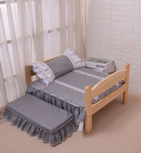 Cute Solid Wood Pet Bed Dog Comfortable Bed Free Full Set of Bedding Pet Supplies Removable and Washable Pet Bed